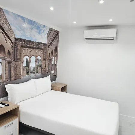 Nueva Cibeles Guest house