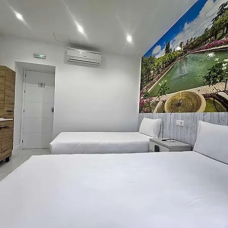 Nueva Cibeles Guest house 2*